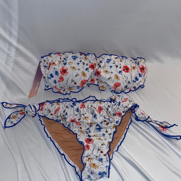 Molybell Other - NWT Molybell Ruffle Two Piece Medium